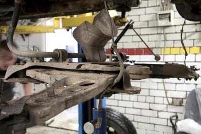 Замена рулевых наконечников тяг в сервисе Санрено